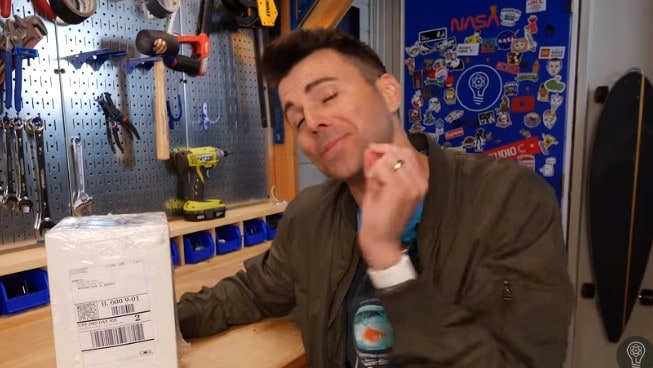 Former NASA engineer built a glitter bomb and filmed package thieves ...