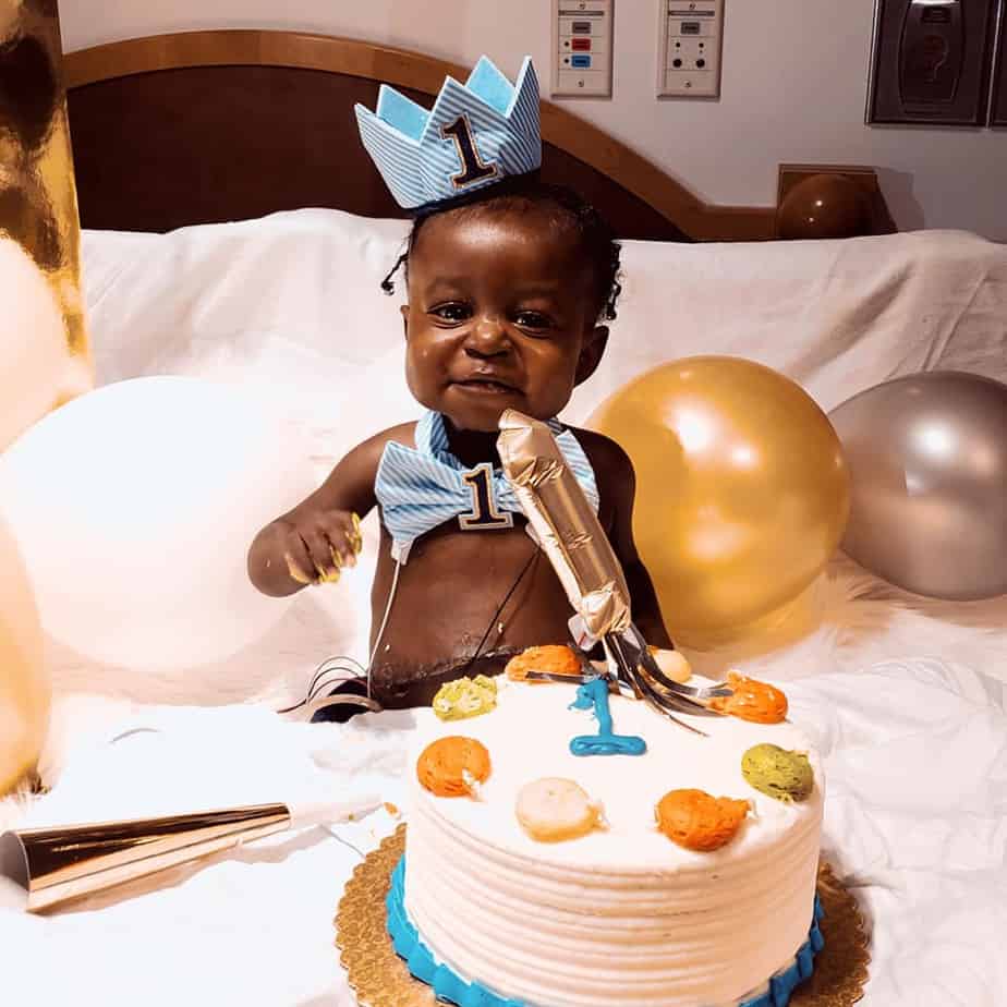 Kasen Donerslon celebrating his first birthday in the hospital