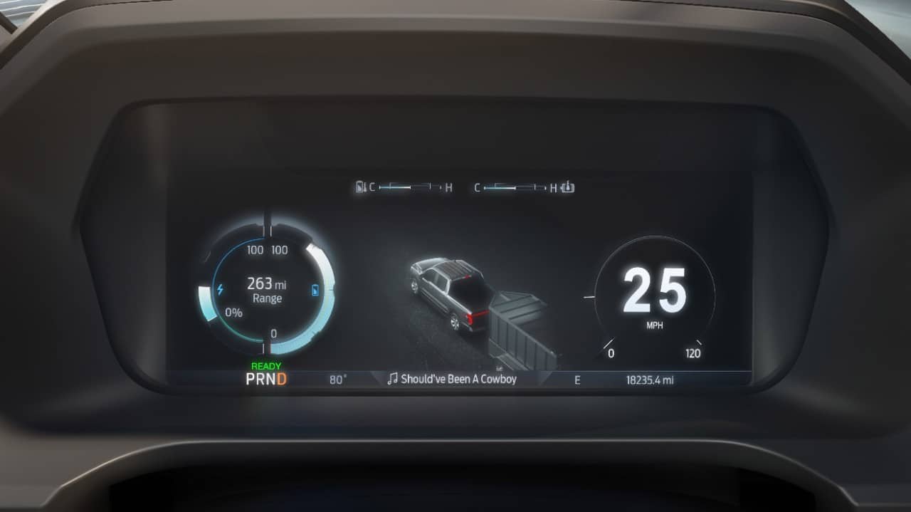 F-150 Lightning's immersive touch screen provides a real-time view of where the driver is going, what they’re hauling or how much real-world range they’ve got banked,