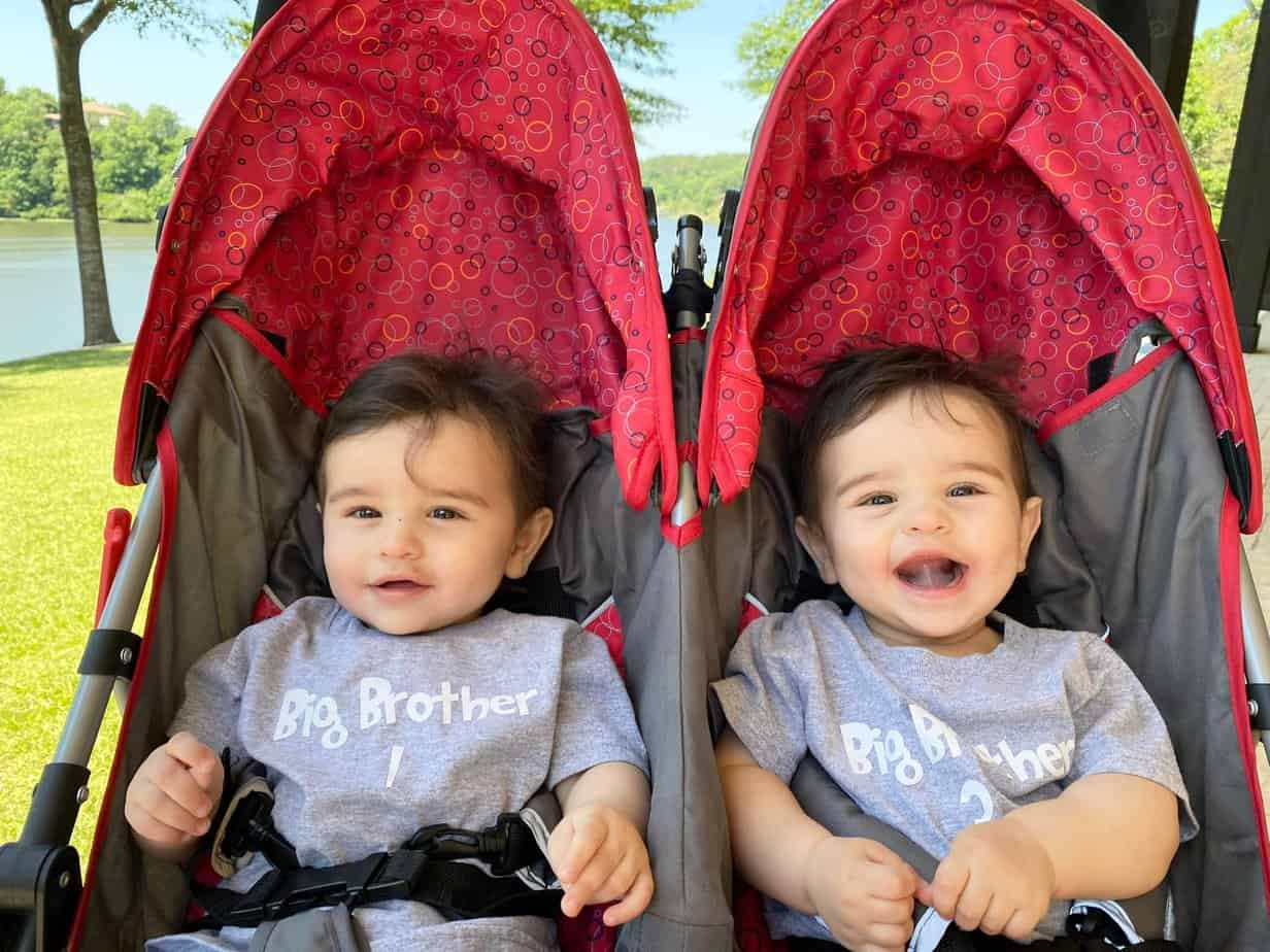 Older twins are ready to be big brothers.