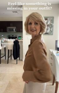 Meet the 76-Year-Old Fashion Blogger Who's Redefining Fashion!