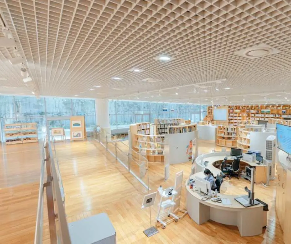 A modern library